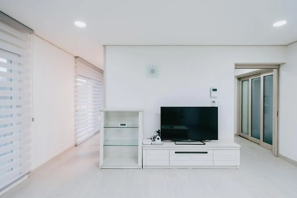 Modern House Villa Jeju 0*,